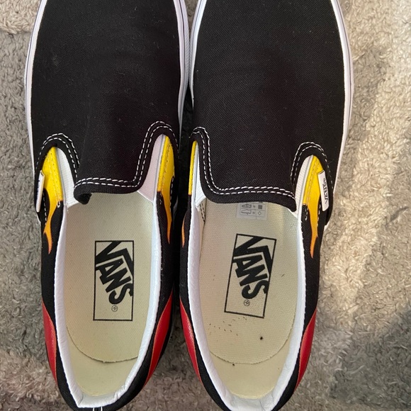 black slip on vans womens size 8